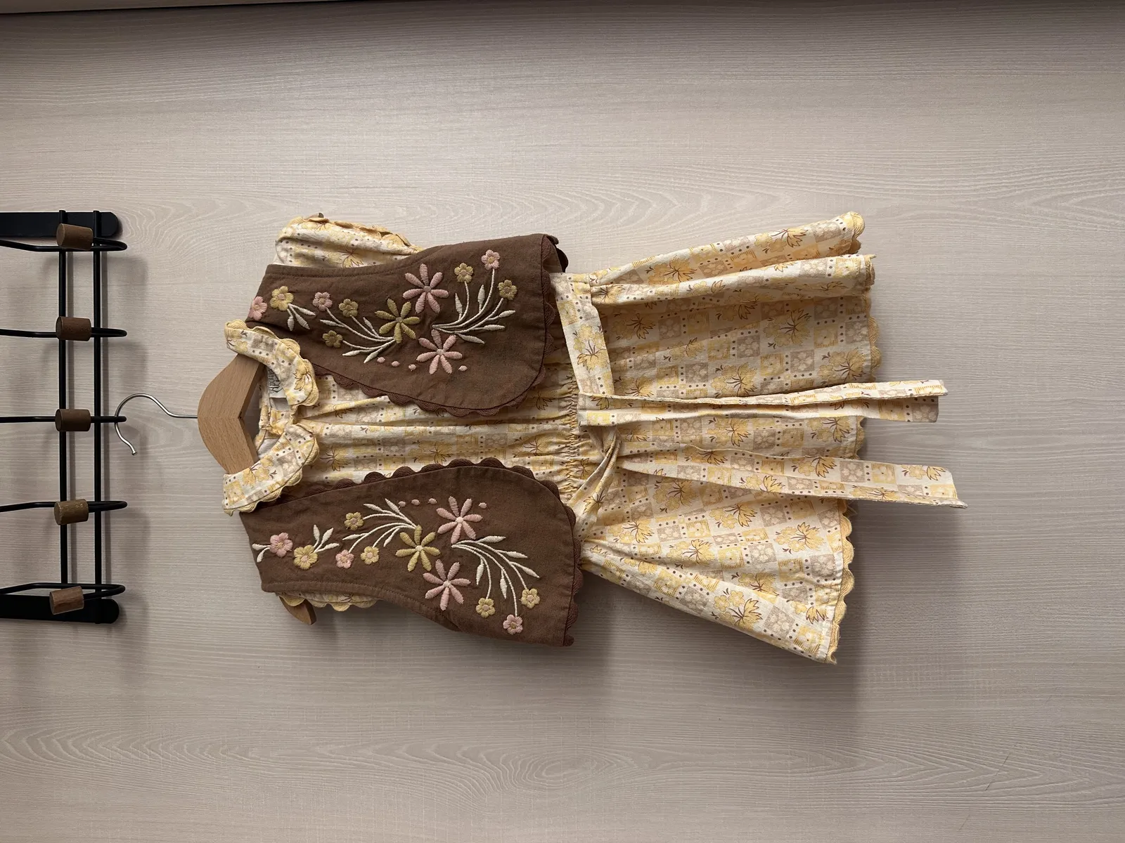 新品未使用♡apolina Robe Hazelworker 小旭市集] Apolina 的全部上架品項