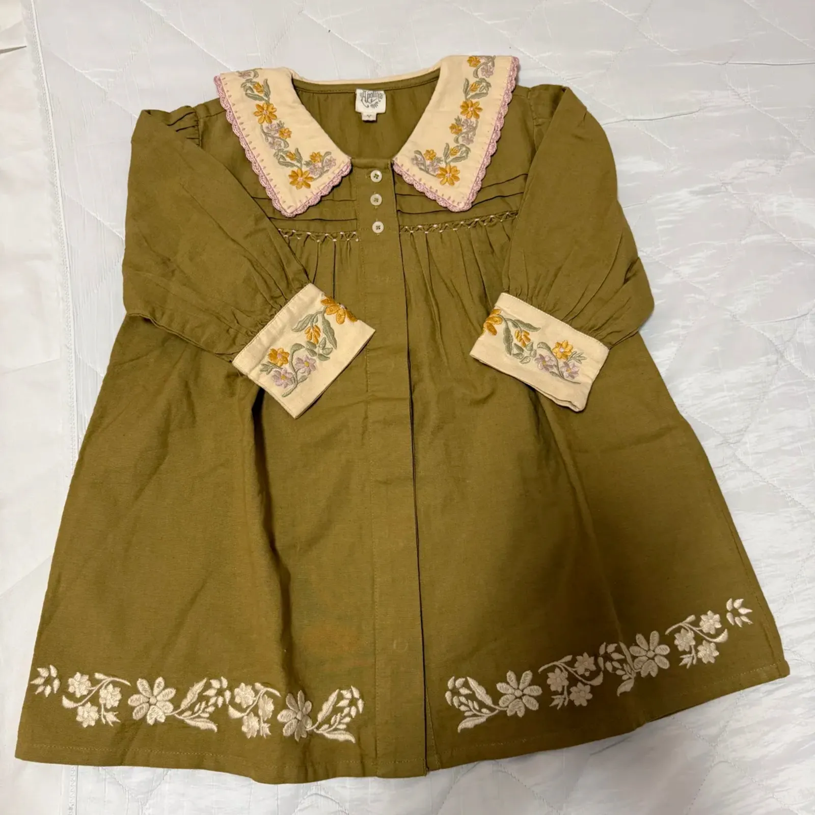 新品未使用♡apolina Robe Hazelworker 小旭市集] Apolina 的全部上架品項